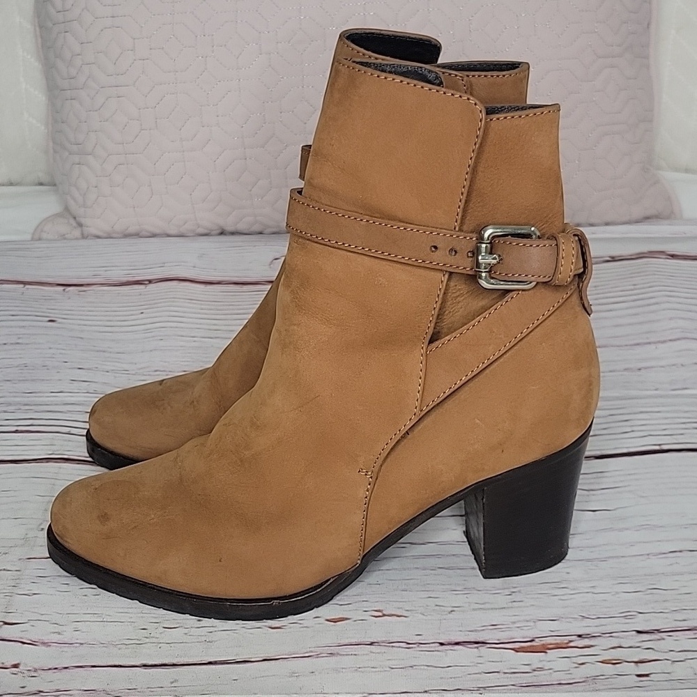 LK BENNETT LONDON Tan Ankle Boots with Buckle Detail Size 36 Or 6 - Picture 1 of 8